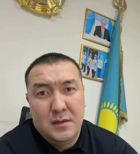 Адилетхан Молдахан — казахстанский блогер и юрист