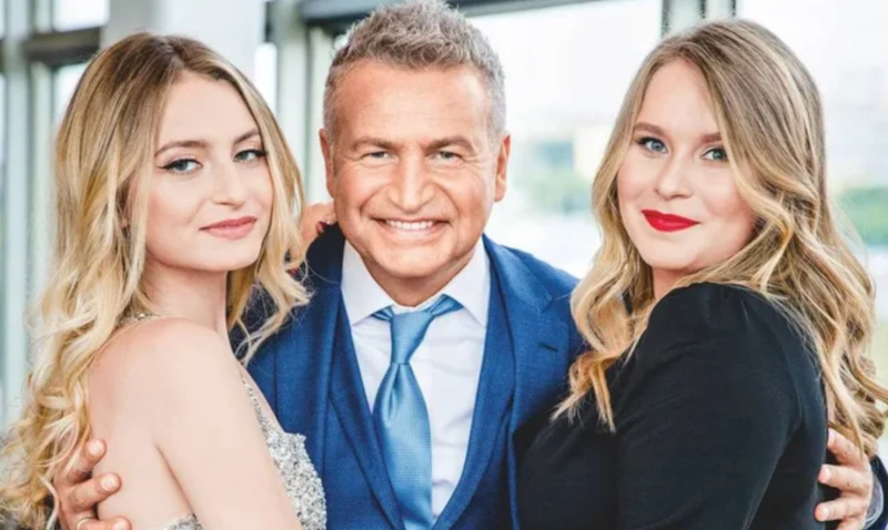 Леонид Агутин с дочерями