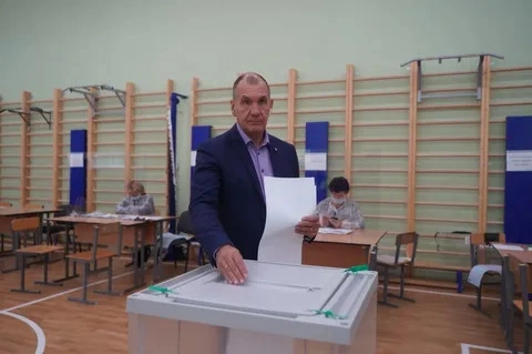 Максим Шугалей на выборах