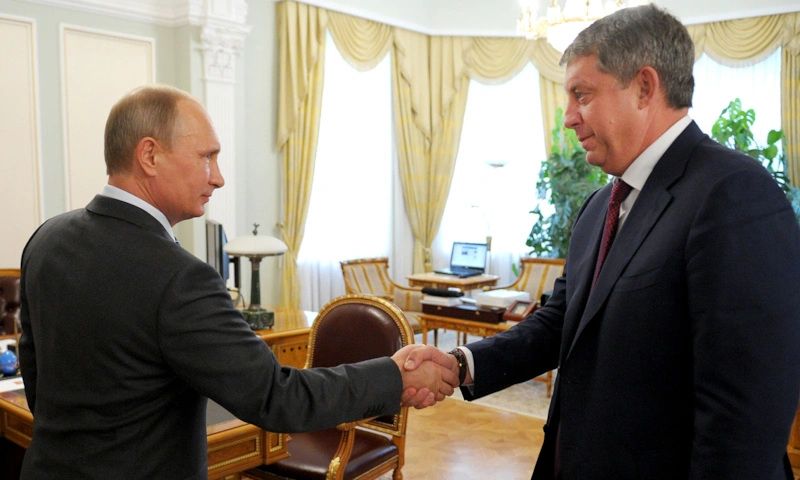 Владимир Путин и Александр Богомаз