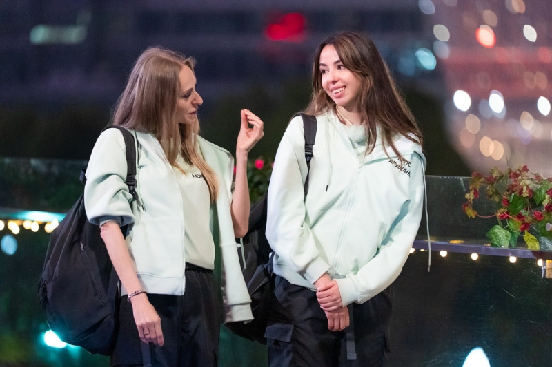 Кристина Арушанова и Екатерина Моргунова в шоу «Сокровище императора»