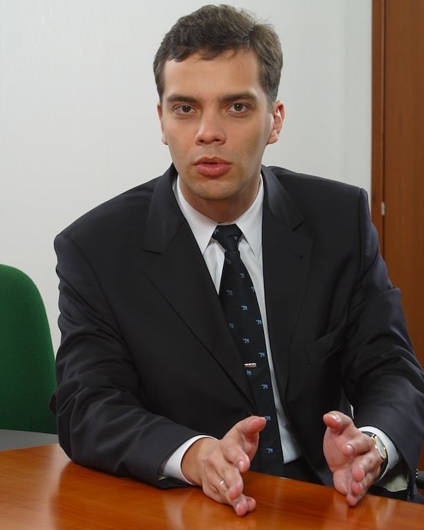 Владимир Милов в молодости Владимир Милов в молодости