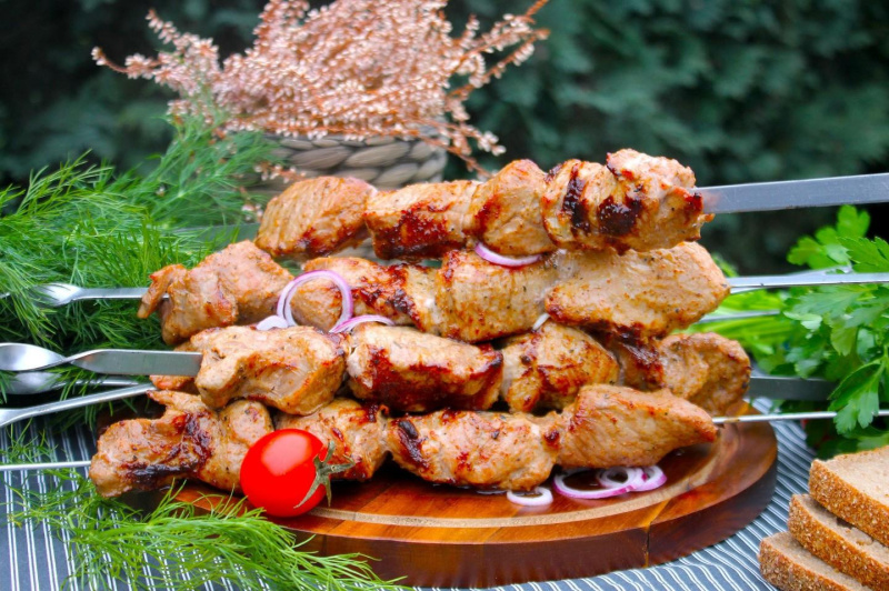 Теплая погода ускоряет порчу продуктов во время пикника