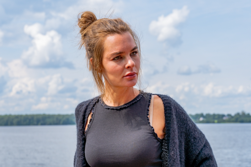 Кадр из сериала «Когда горит огонь» Кадр из сериала «Когда горит огонь»
