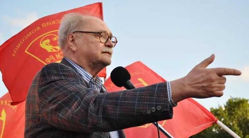 Владимир Бортко на митинге КПРФ