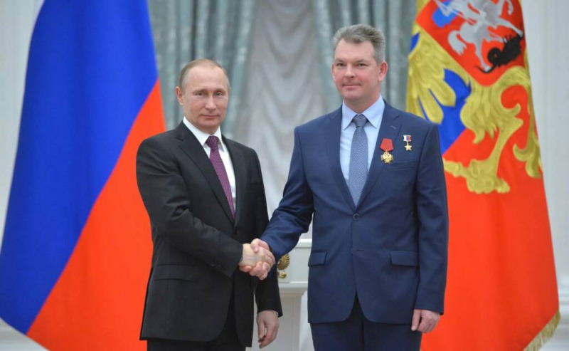 Владимир Путин и Александр Самокутяев