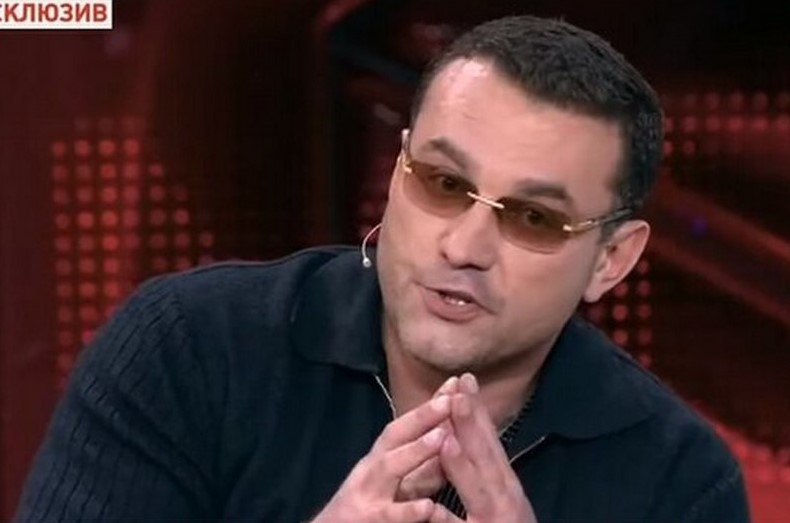Роман Захаров в шоу «Прямой эфир»