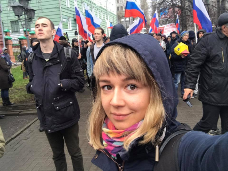 Ксения Фадеева на митинге