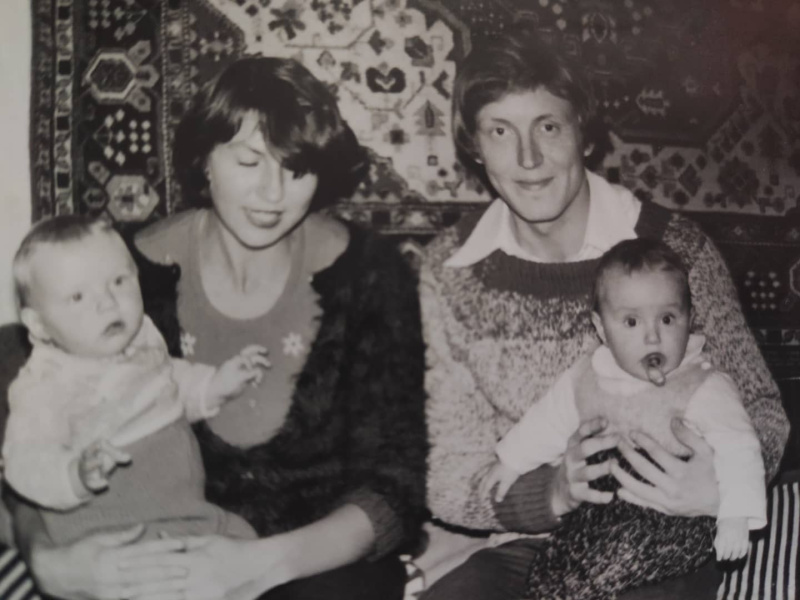 Наталья Гудкова с родителями
