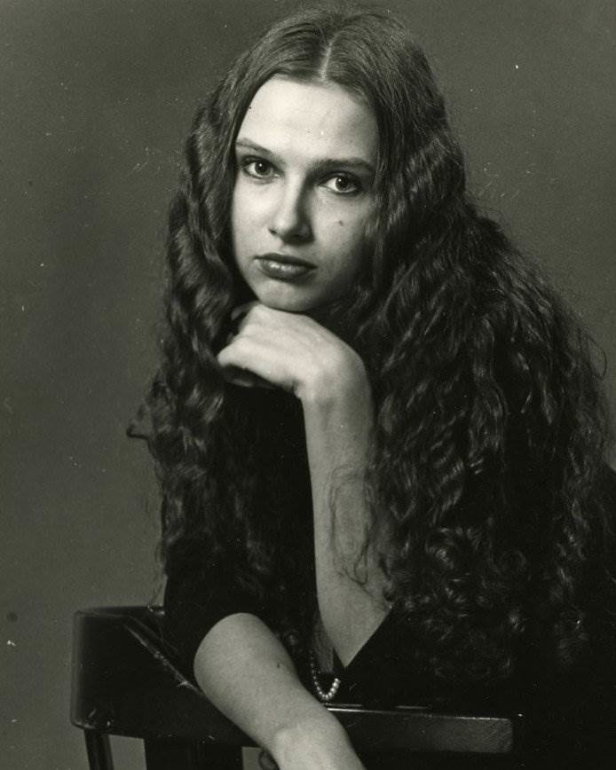 Эвелина Блёданс в молодости