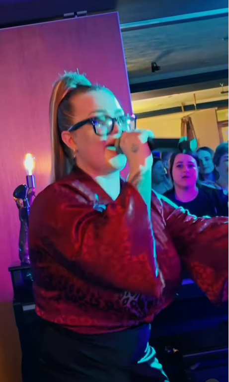 Виктория Миролюбова на сцене