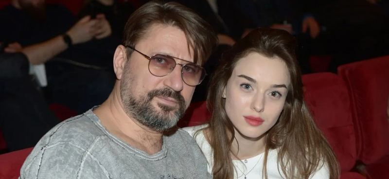Мария Гуськова впервые рассказала о разводе с Виктором Логиновым