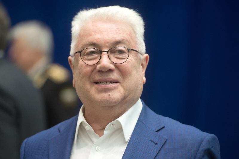 Владимир Винокур бросил курить после поездки в Австралию