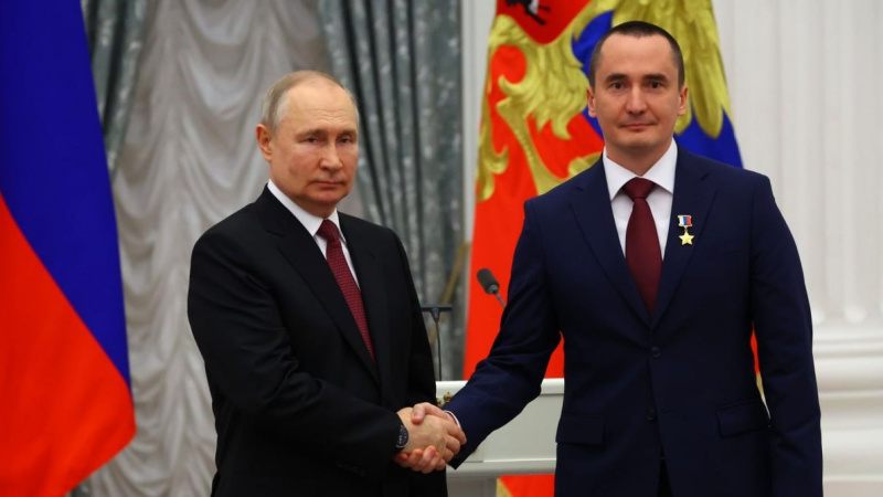 Петр Дубров и Владимир Путин