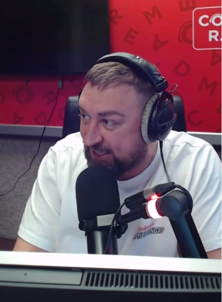 Ведущий Comedy Radio Александр Пичуев Ведущий Comedy Radio Александр Пичуев