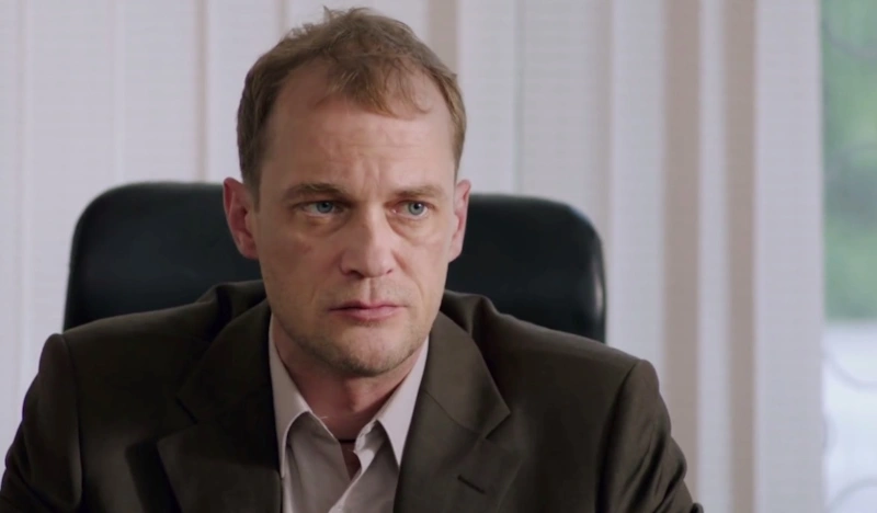 Сергей Карякин в сериале «Опасное заблуждение» Сергей Карякин в сериале «Опасное заблуждение»
