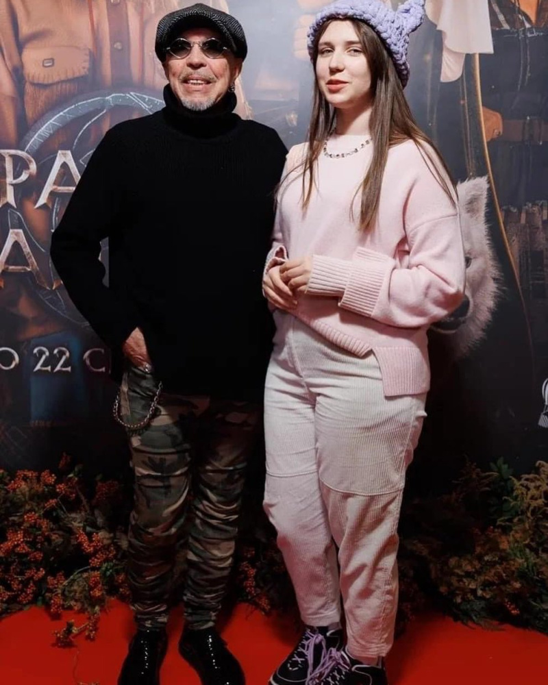 Гарик Сукачёв с дочерью