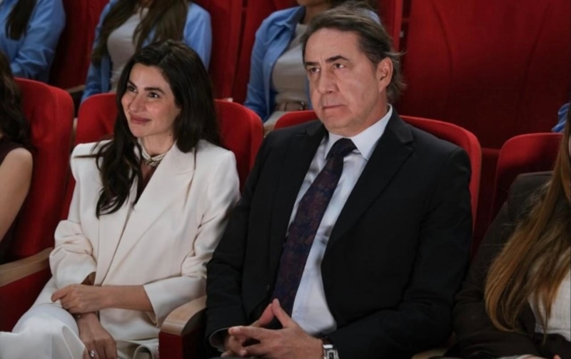 Кадр из сериала «Еще 17»