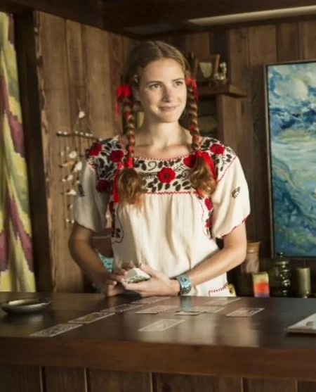 Анна Оскеола в сериале «Безумцы»