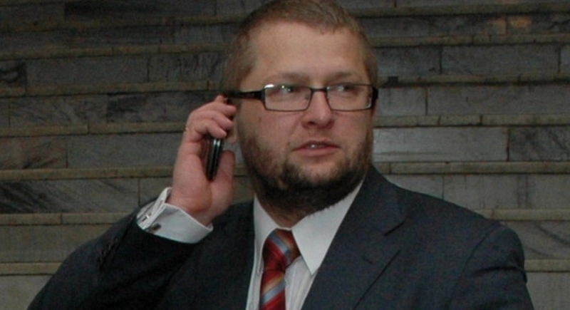 Алексей Новоселов — юрист партии «Родина»