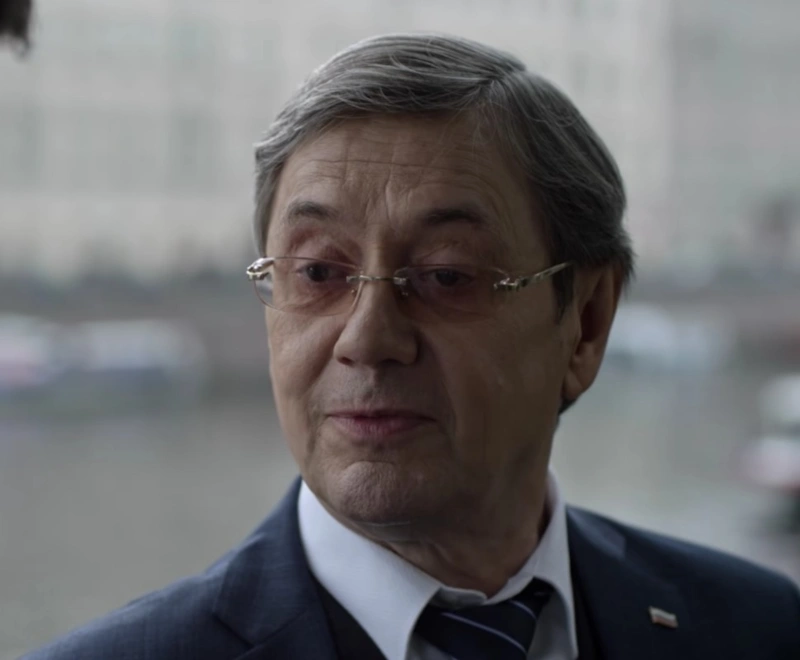 Владимир Ерёмин в мелодраме «Петербургский роман»