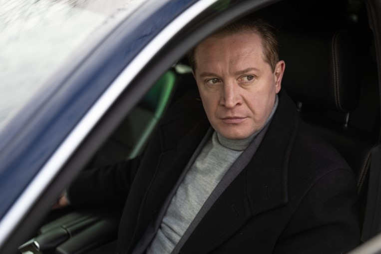 Юрий Круглов в сериале «В западне»