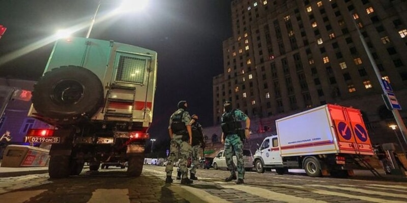 В центре Москвы погибли три человека, ранен 21 человек