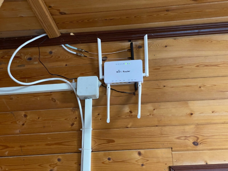 Wi-Fi на даче улучшают правильным размещением роутера и настройкой диапазона