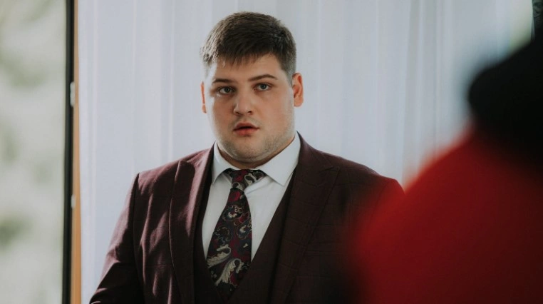 Владислав Воробей в сериале «Артист с большой дороги»