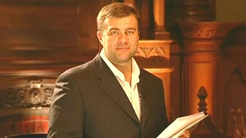 Михаил Пореченков в шоу «Битва экстрасенсов» Михаил Пореченков в шоу «Битва экстрасенсов»