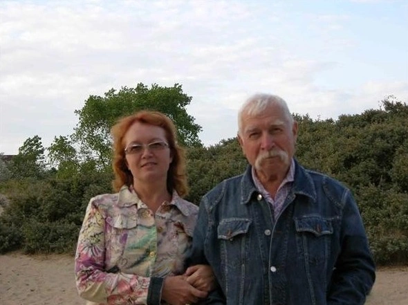 Основной акционер банка «Уралсиб» Людмила Коган с отцом