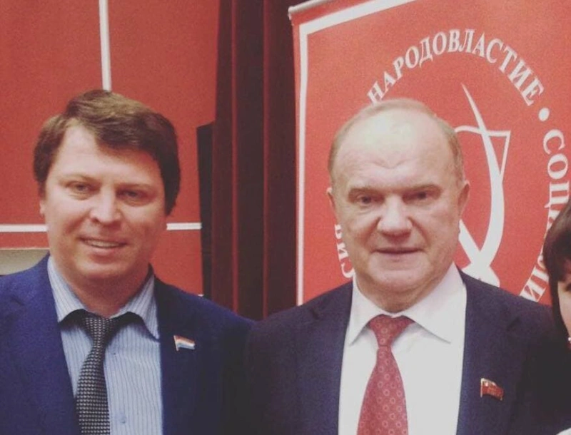Михаил Матвеев и Геннадий Зюганов Михаил Матвеев и Геннадий Зюганов