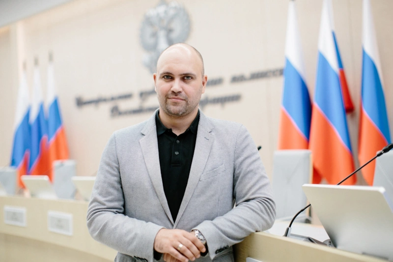Глава челябинского отделения партии «Яблоко» Ярослав Щербаков