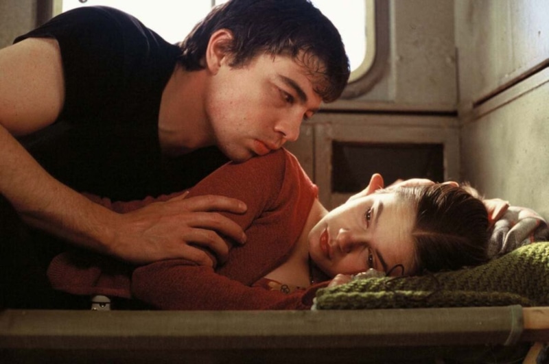 Сергей Бодров в фильме "Медвежий поцелуй"