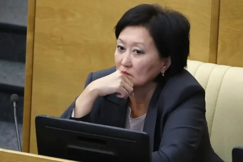 Сардана Авксентьева в Госдуме