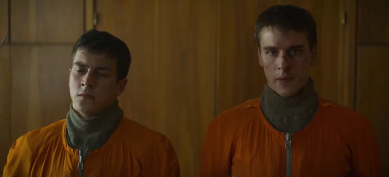 Арсений Каверзин и Кирилл Русин в сериале «Истребители»