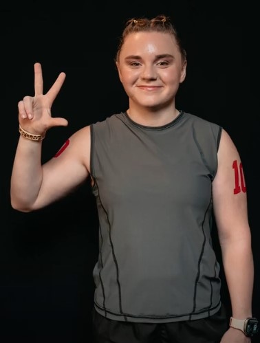 Анастасия Важинская в шоу «Титаны»
