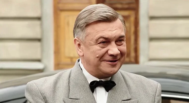 Сергей Кошонин в сериале «Рожденная звездой»