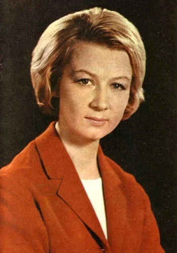 Алла Демидова в молодости Алла Демидова в молодости