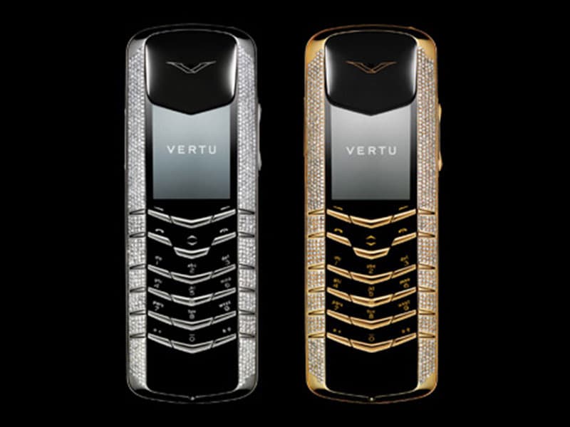 Телефоны верту в россии. Телефон Vertu Signature Cobra. Vertu Signature Diamond. Телефон Vertu Signature Diamond. Верту за 1000000.