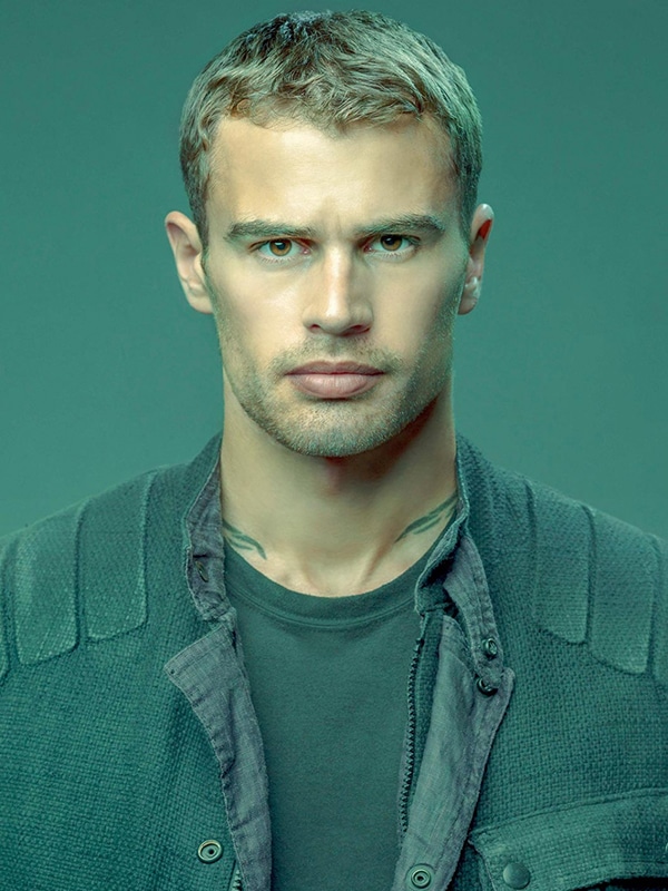 Тео Джеймс фото 3 из 19 в галерее на - 24СМИ