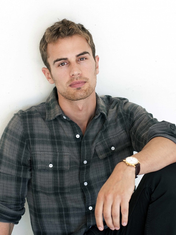 Тео Джеймс фото 6 из 19 в галерее на - 24СМИ