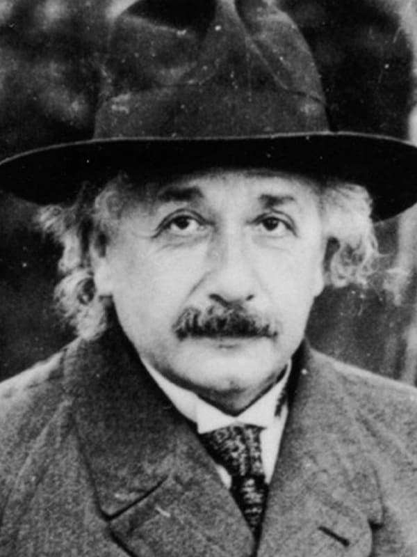 Фотография альберта эйнштейна