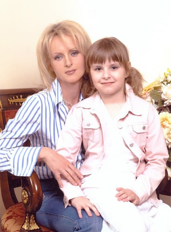 Наталья зотова сестра валерии фото с дочкой