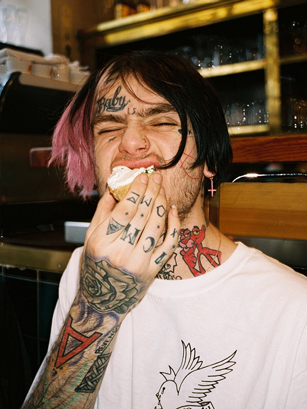 Рэпер Lil Peep