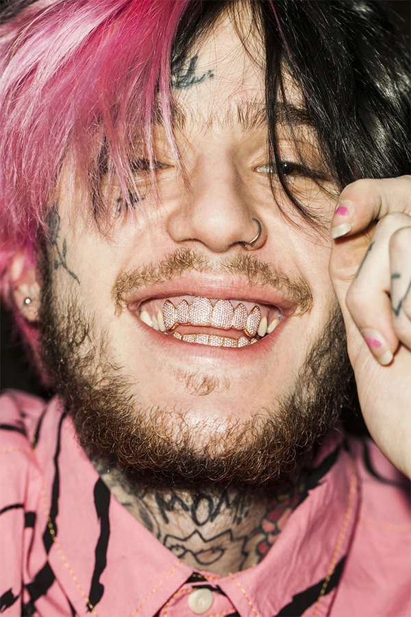 Рэпер Lil Peep