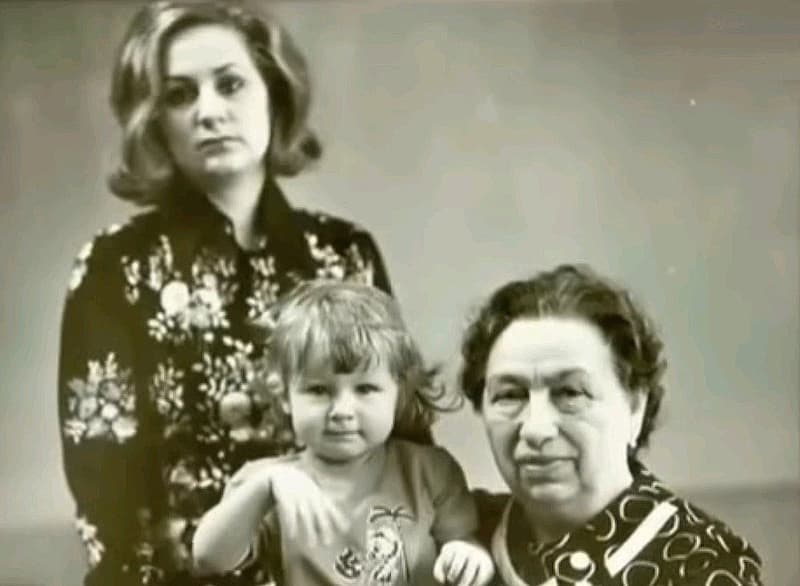 Виктория богатырева актриса фото с дочерью
