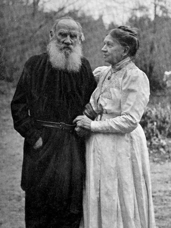Софья Толстая и Лев Толстой