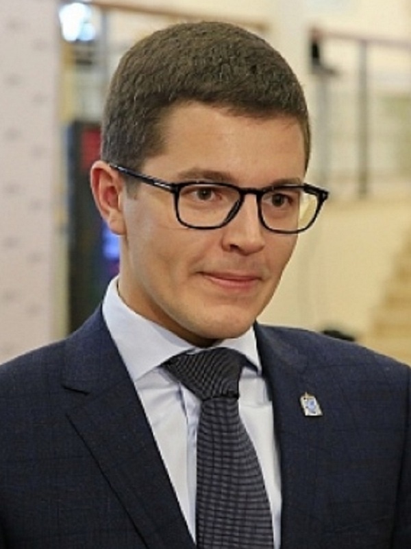 Дмитрий Артюхов