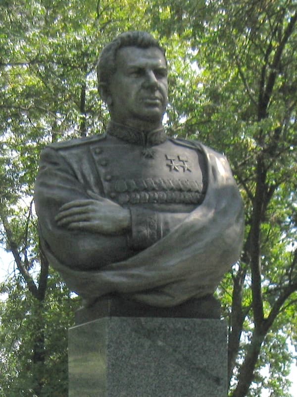 Памятник Василию Чуйкову